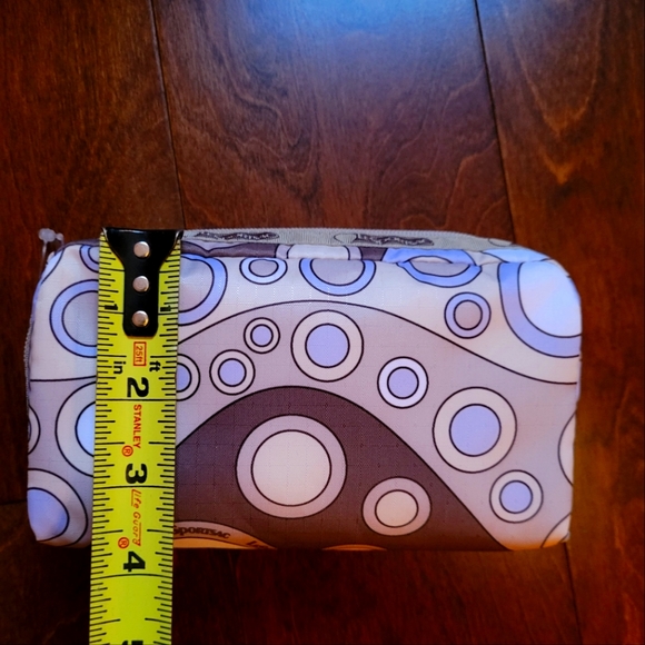 NWT LeSportsac Rectangular cosmetic Caviar taupe case bag - Picture 9 of 11